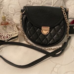 LD CROSSBODY QUILTED FAUX BLACK LEATHER BAG, EXCELLENT CONDITION